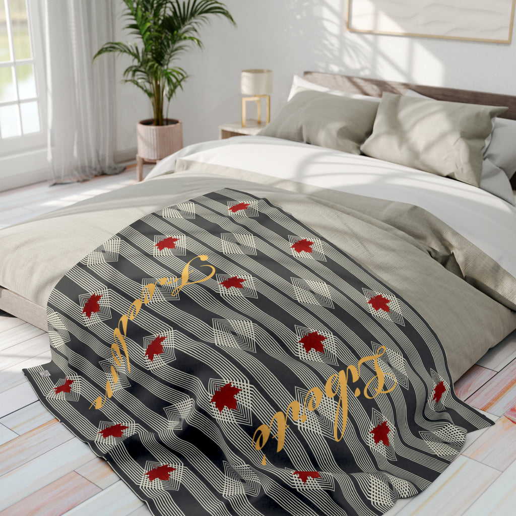 Freedom/Liberté Fleece Blanket - Classic Leaf